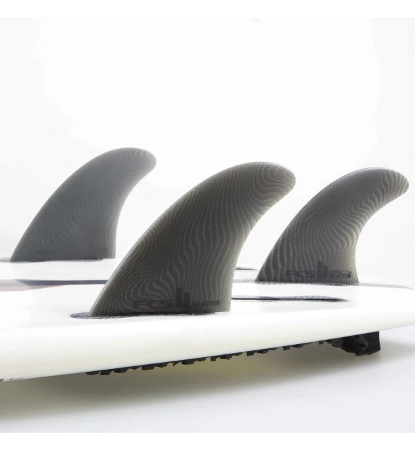 FCS Essential Series Reactor フィン Medium FCS II Essential Series Fins — Jungle Surf Store